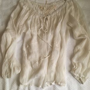 Women’s blouse; cream S/M